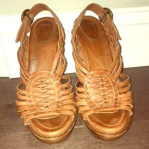Frye Sandals with Heel (Tan, distressed)